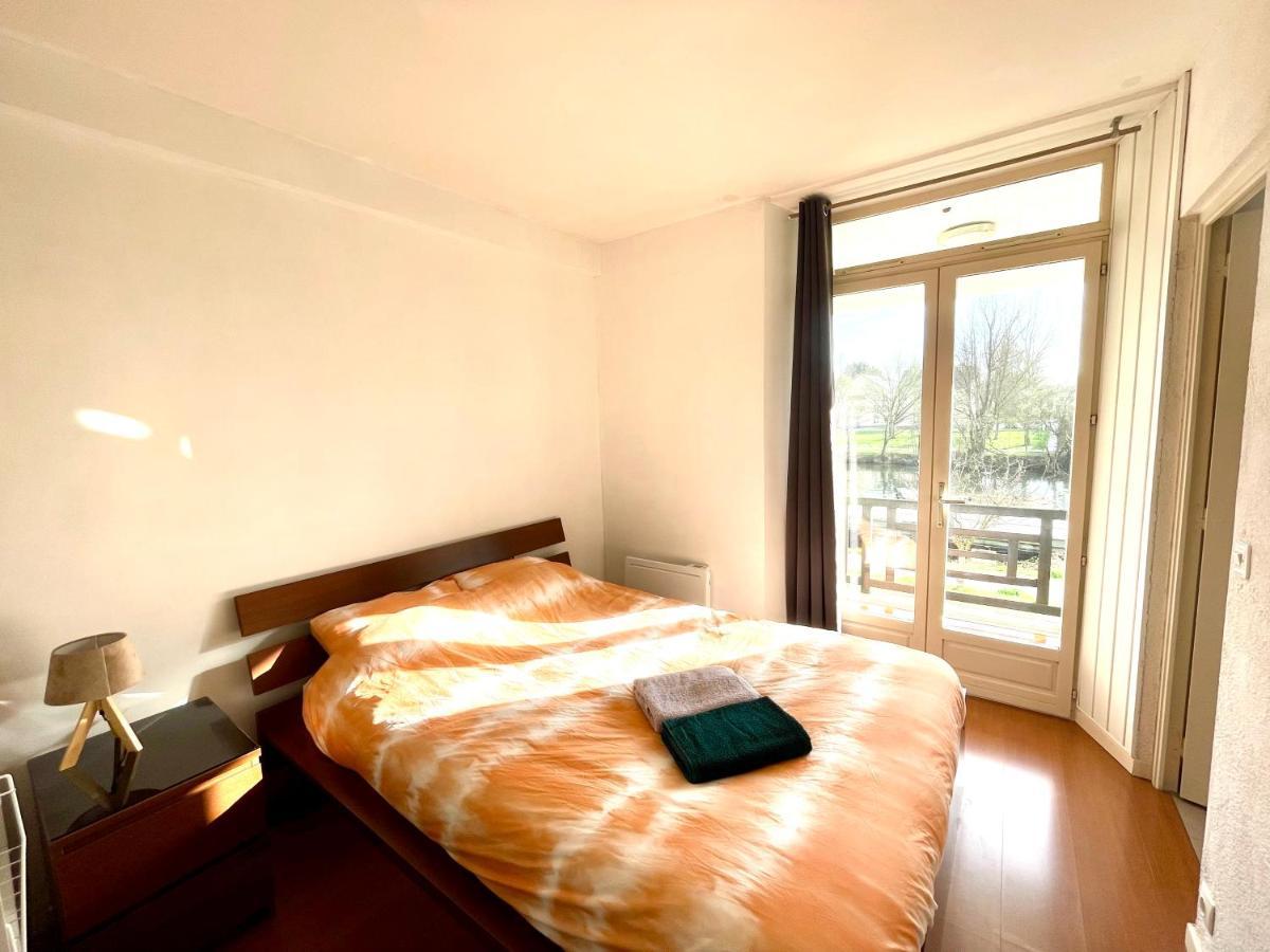 T3-Balcon Plein Sud-Acces Direct Au Bord Du Loing Appartement Moret-sur-Loing Buitenkant foto
